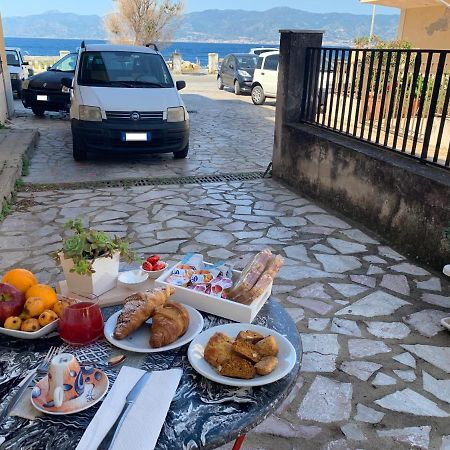 Sophie House : Appartamento Indipendente Ideale Per Vacanze Al Mare Reggio Calabria Exterior photo